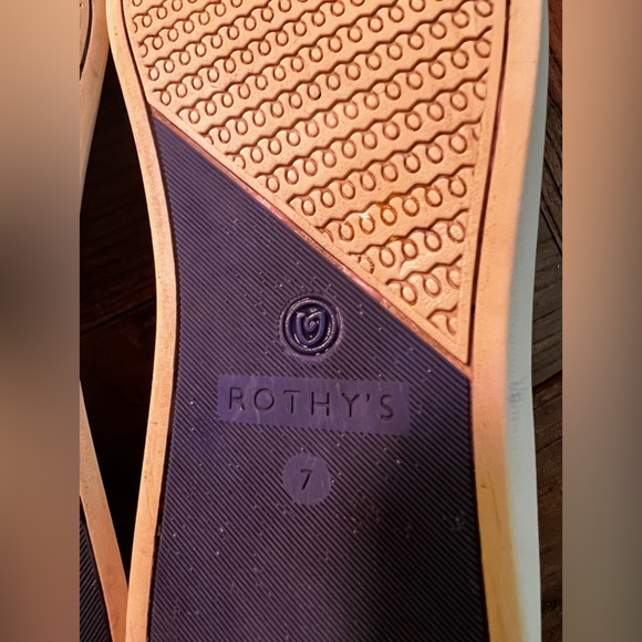 Rothys Classic Slip On Sneakers Black Size 7 US - Picture 6 of 7